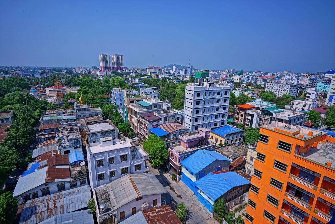 The Hotel Nova Mandalay Exterior foto